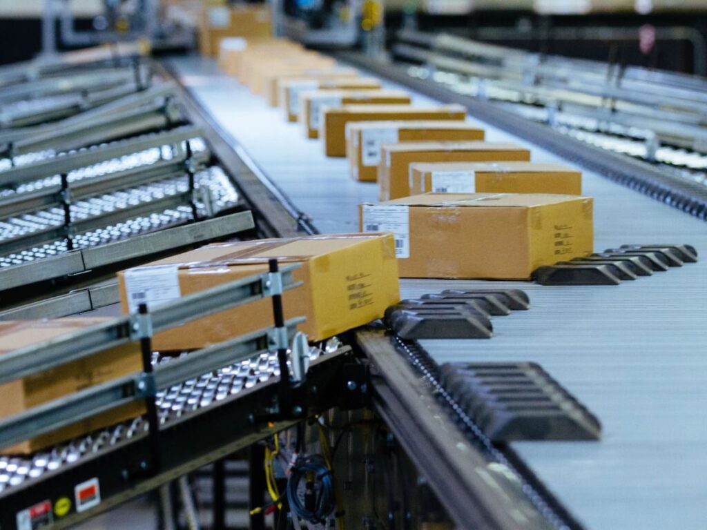 Conveyor Sorting Systems And How They Work | Conveyor Roller Factory