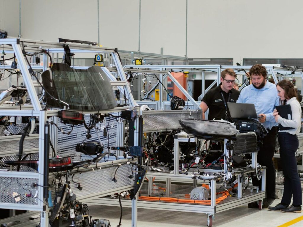 Key Principles Of The Production Line In Industry | Conveyor Roller Factory